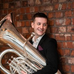 Ben Russon, Eb Bass 1